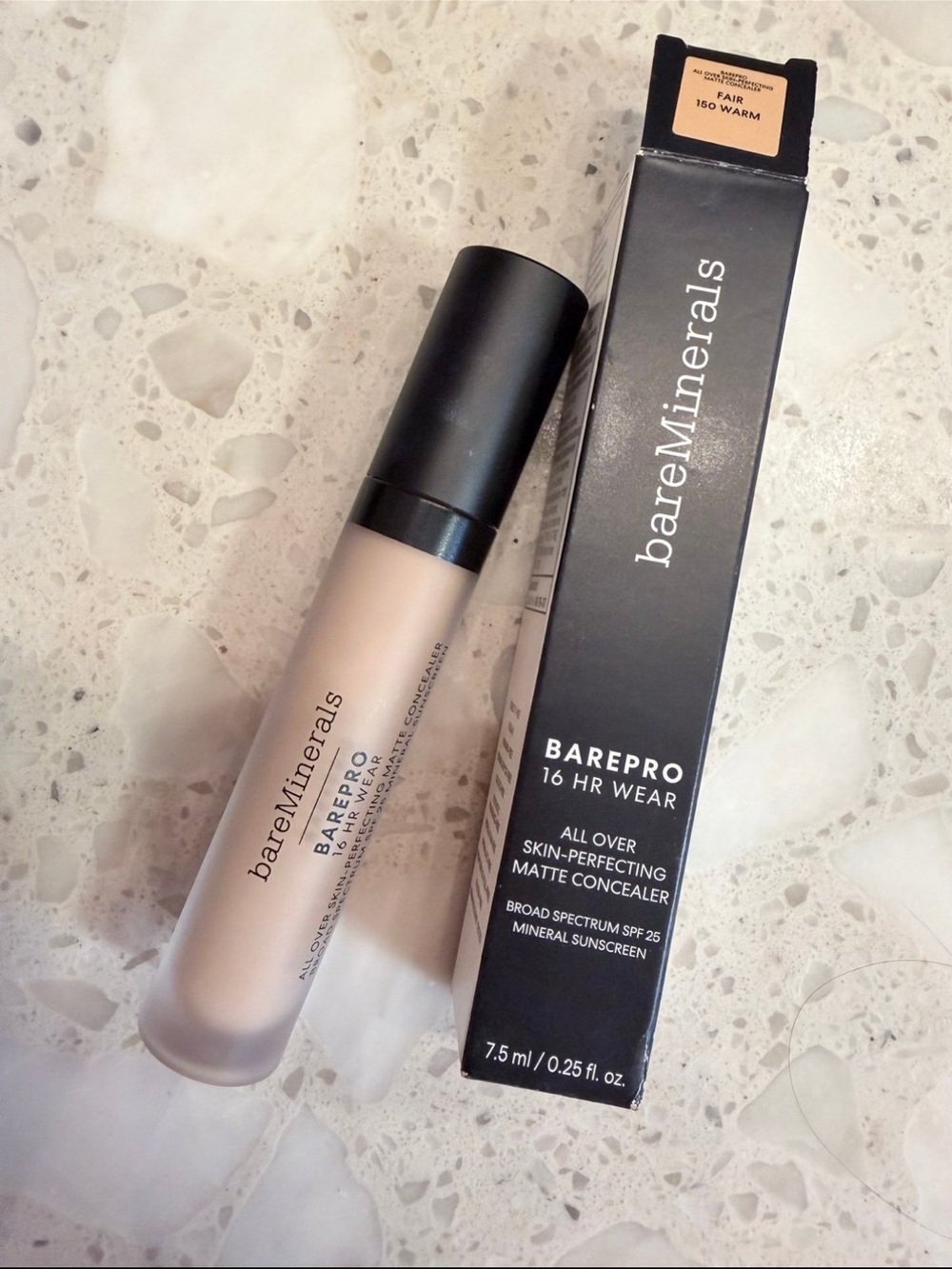 bareMinerals BAREPRO Matte Concealer - and Real flawless Matt powder foundation